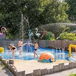 Sous Le Sen Yan Des Tropiques Campsite Mezos